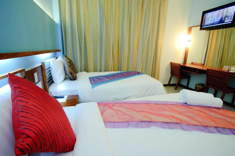 Much-Che Manta Boutique Hotel Udon Thani Exterior photo