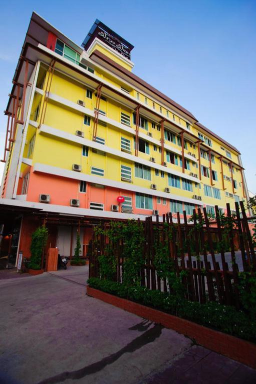 Much-Che Manta Boutique Hotel Udon Thani Exterior photo